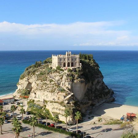 Villa Maria Elena Charme B&B Capo Vaticano Exterior foto